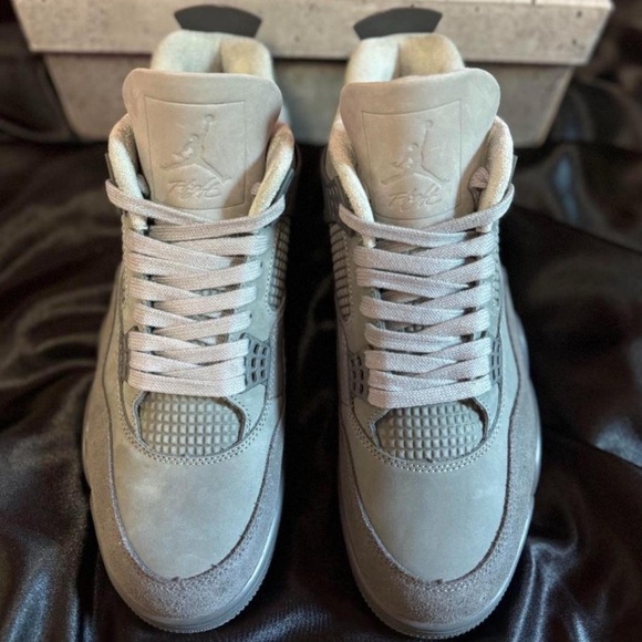 Air Jordann 4 Retro “Wet Cement”